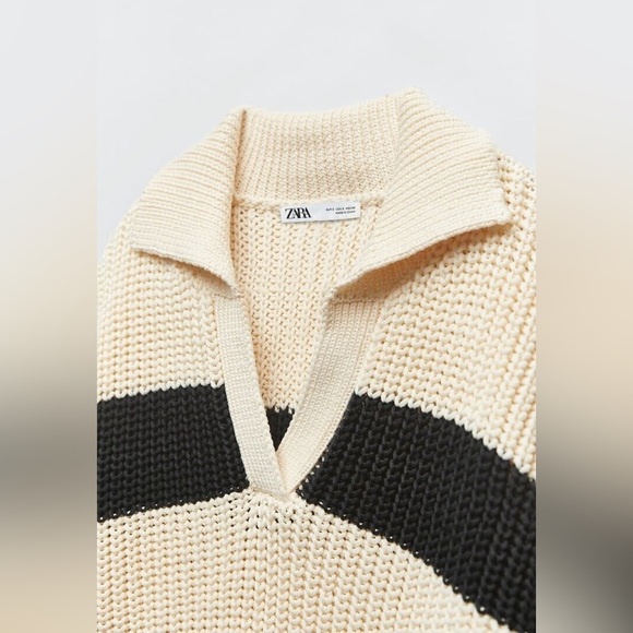 NWT. Zara Cream/Black V-Neck Oversized Striped Sweater. Size M-L. - Picture 7 of 11